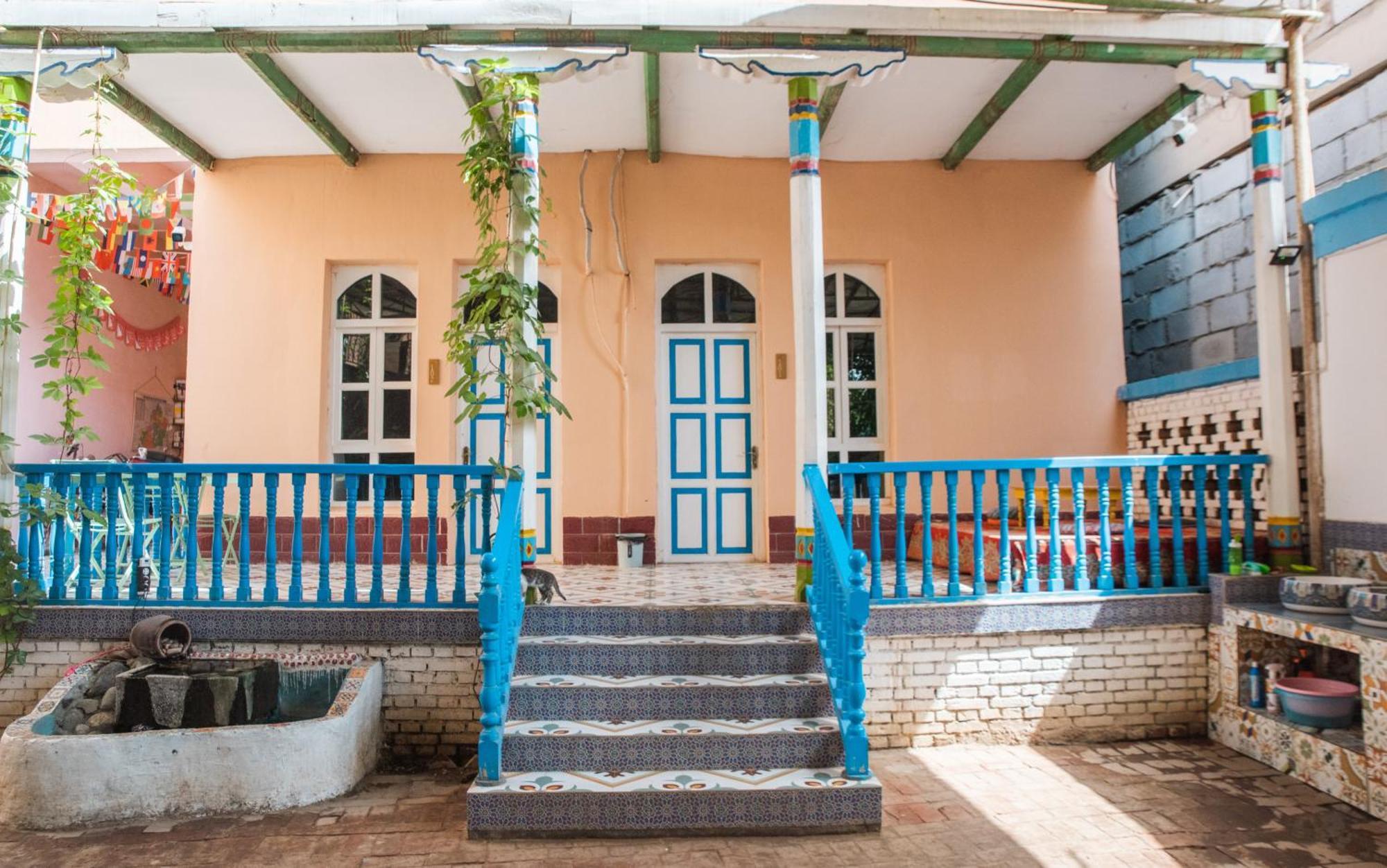 New Dap Hostel Turpan Exterior foto
